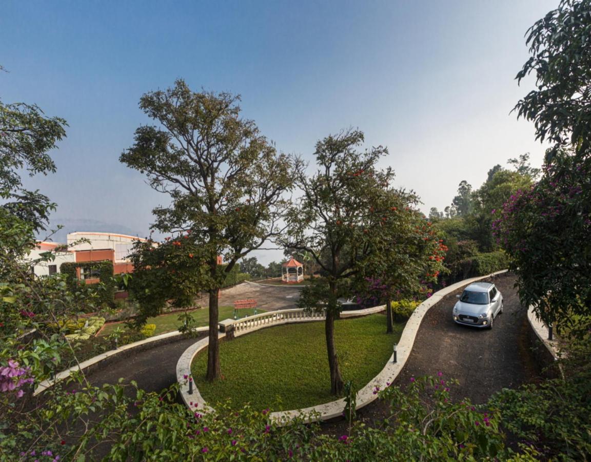 Saffronstays Aurelia, Panchgani - Balinese Villa With Breathtaking Valley Views エクステリア 写真